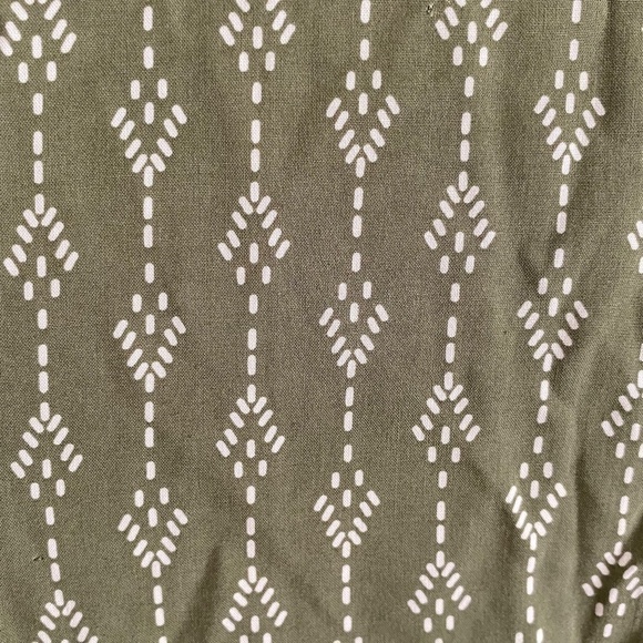 Jachs Girlfriend green and white short sleeve blouse size M 100% Rayon - Picture 6 of 9